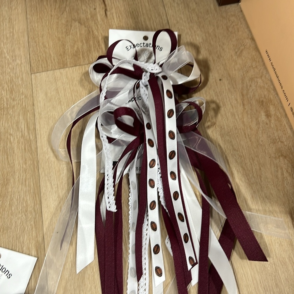 Custom made boot bows - Picture 4 of 4